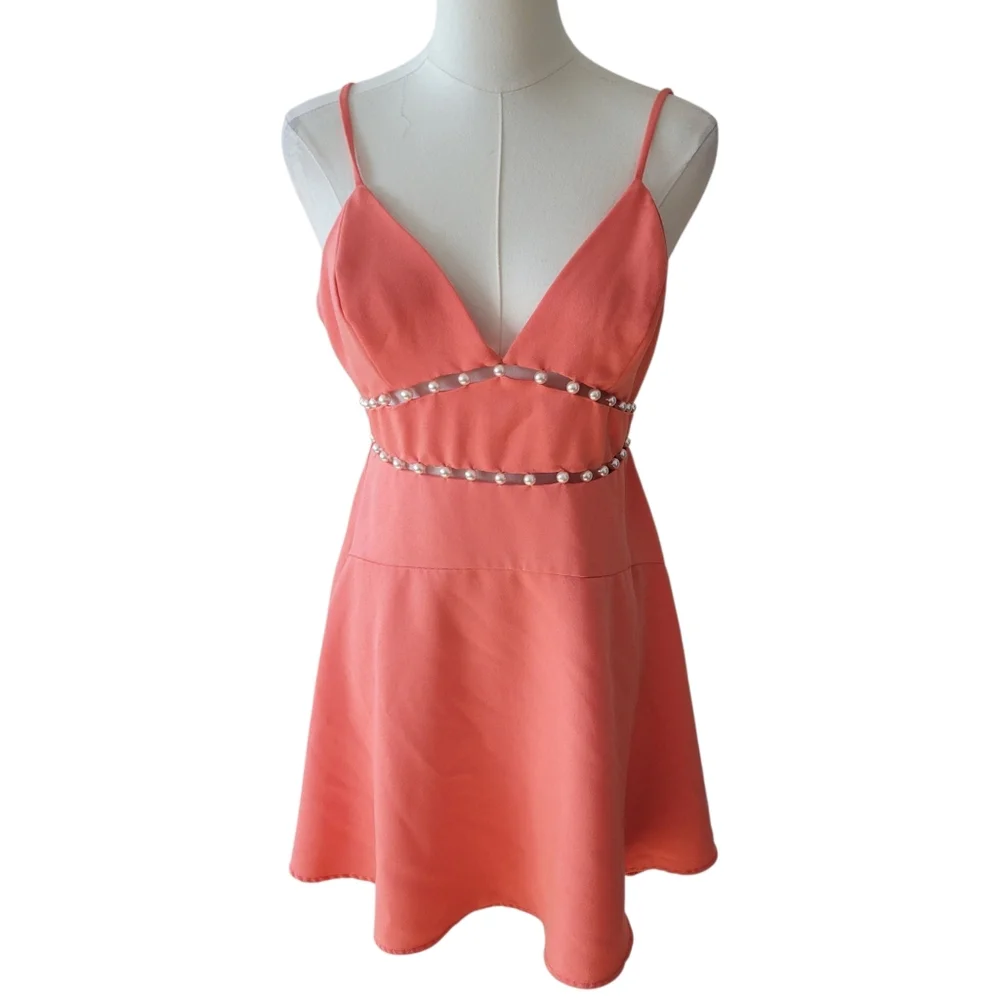 NBD Coral & Pearl Cut-out Mini Dress Size‎ Medium